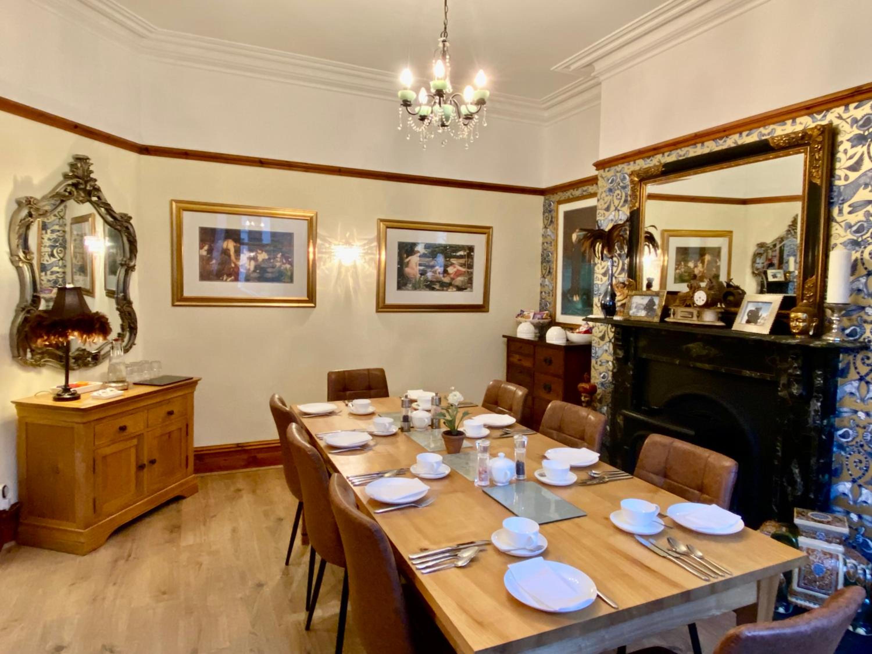 dining