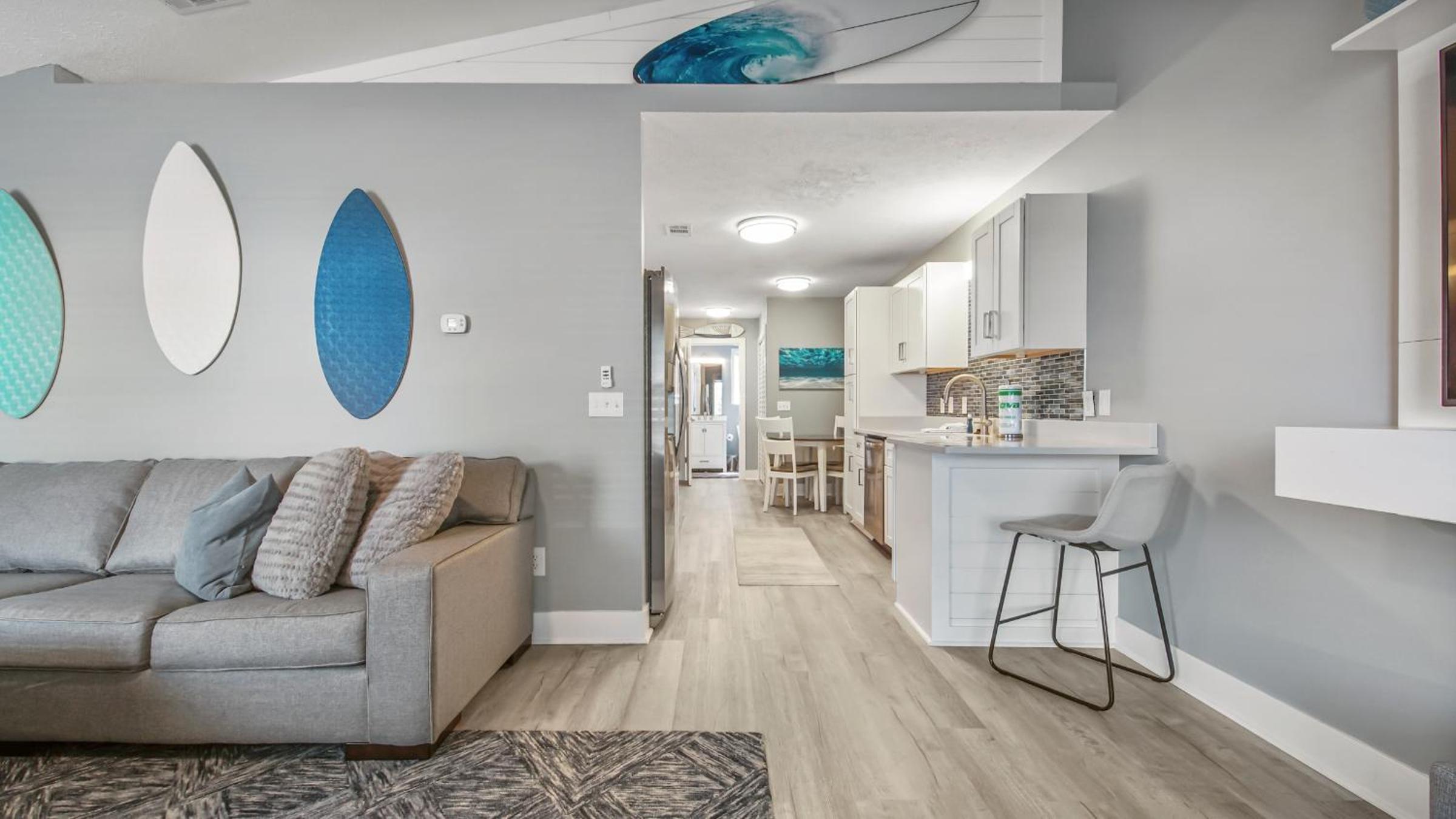 Blue Neptune at 5313 Sunset Avenue by Nautical Properties Vacation Rentals view 3