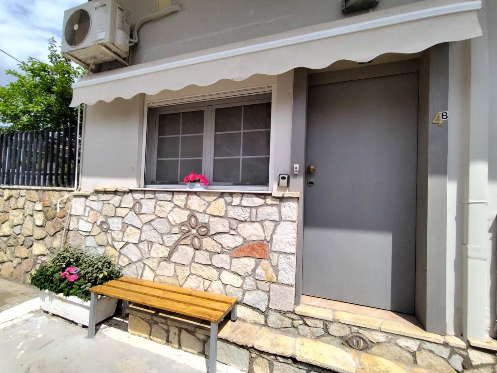 Hotel Luxury House Near By Delphi