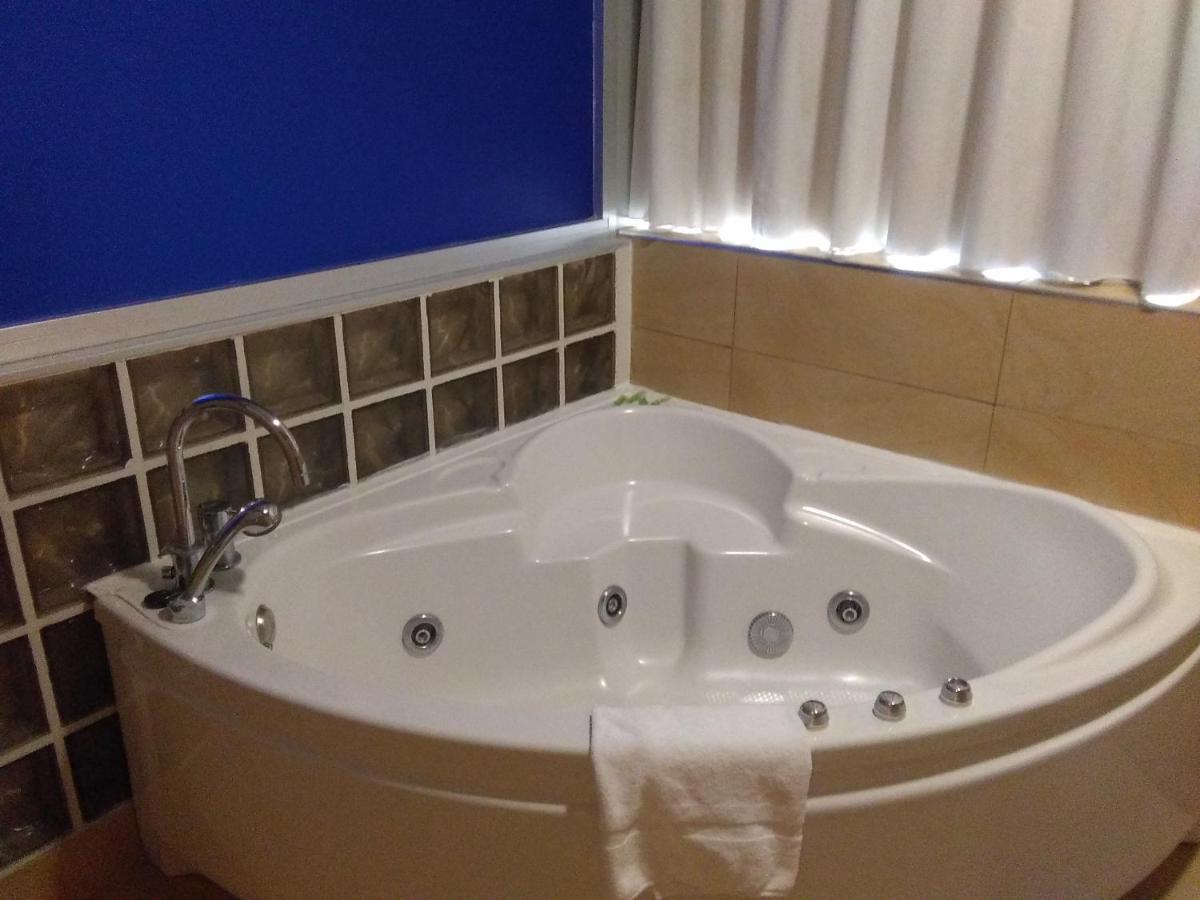Jacuzzi