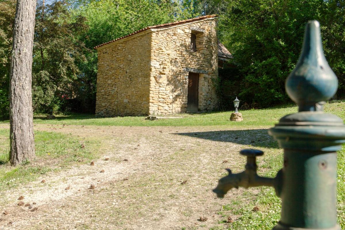 Photo 33