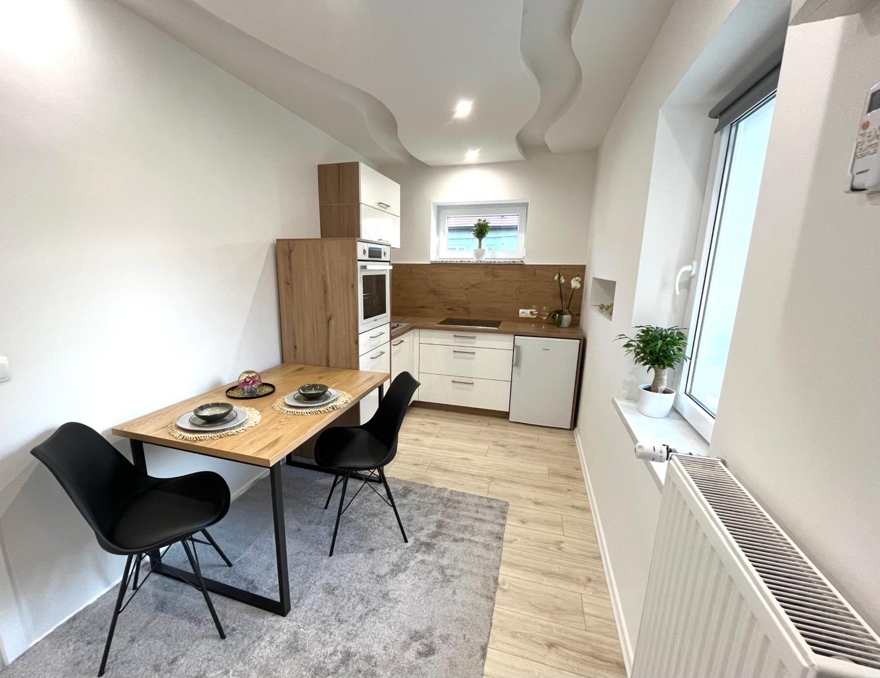 Luxe Apartments