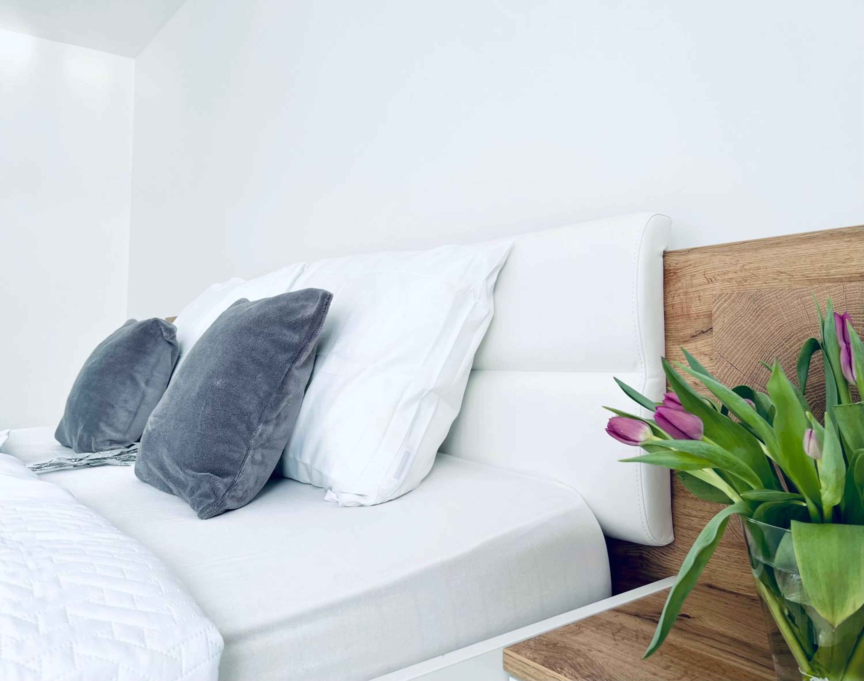 Luxe Apartments