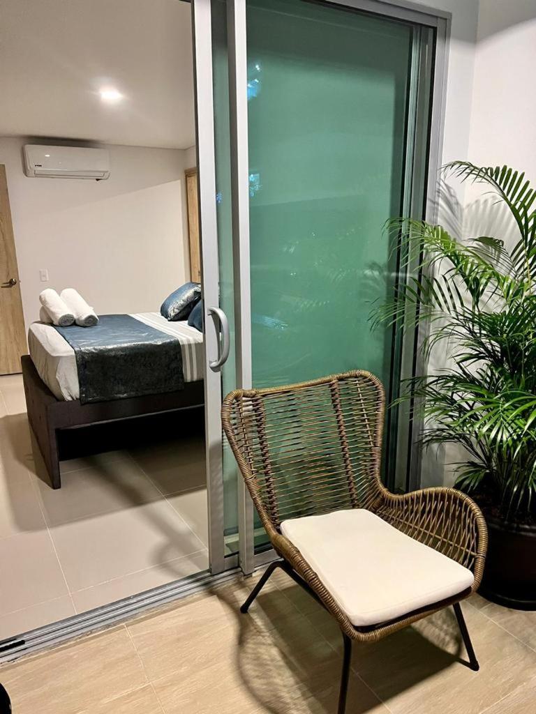 LUJOSO Y COMODO APARTAMENTO EN CARTAGENA