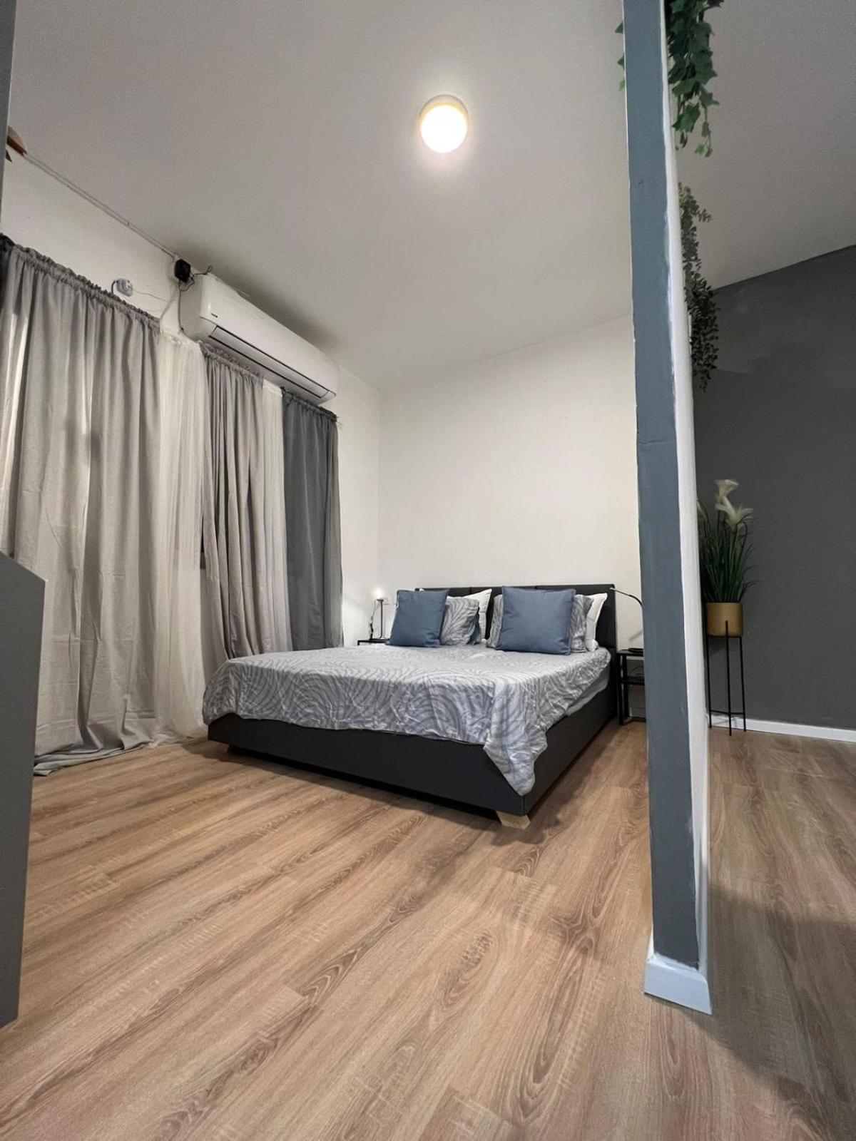 mamila apartment