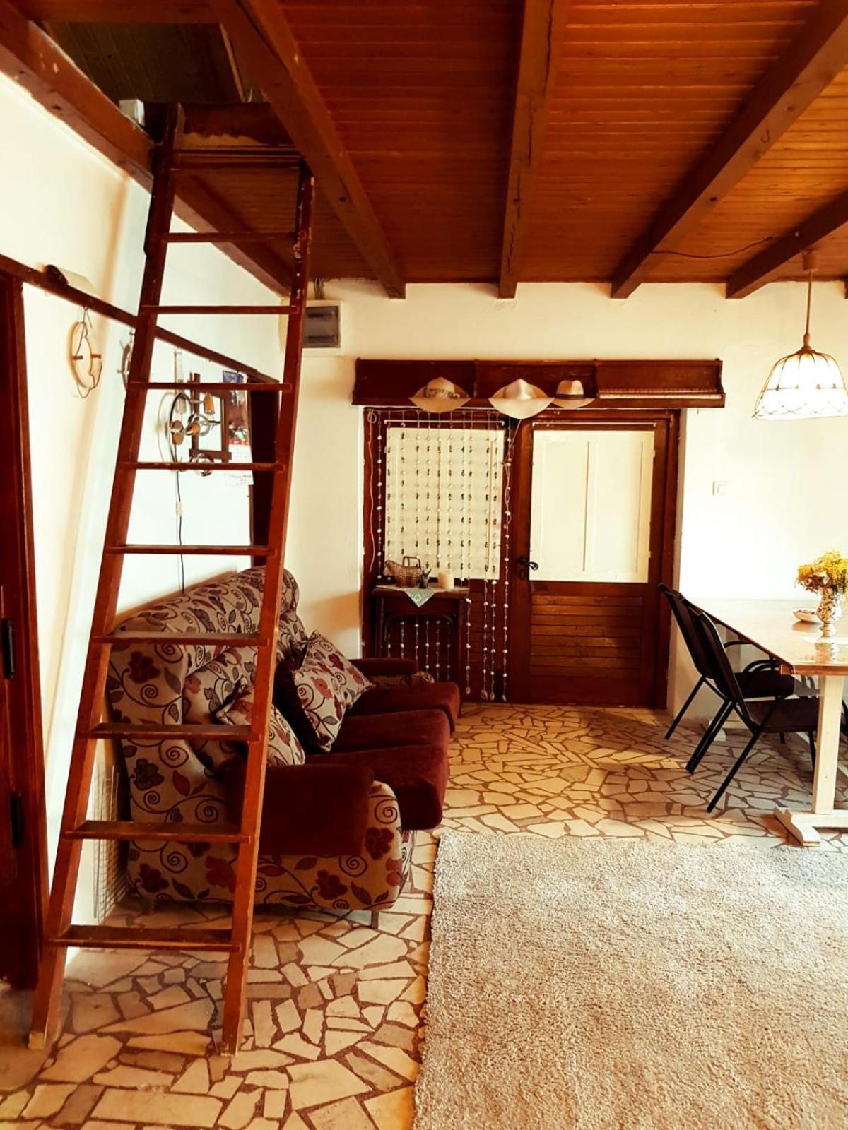 Sunny Bay House