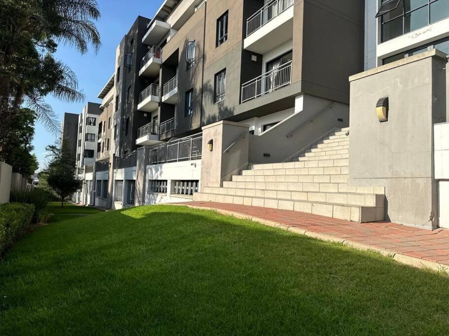 D&DLuxury Rivonia Apartments with inverter