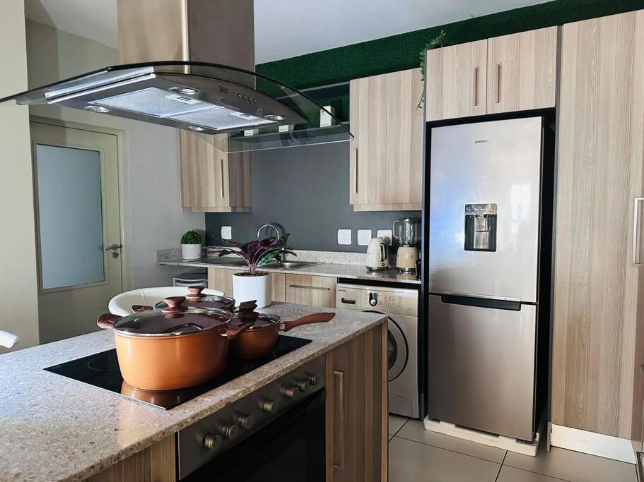 D&DLuxury Rivonia Apartments with inverter