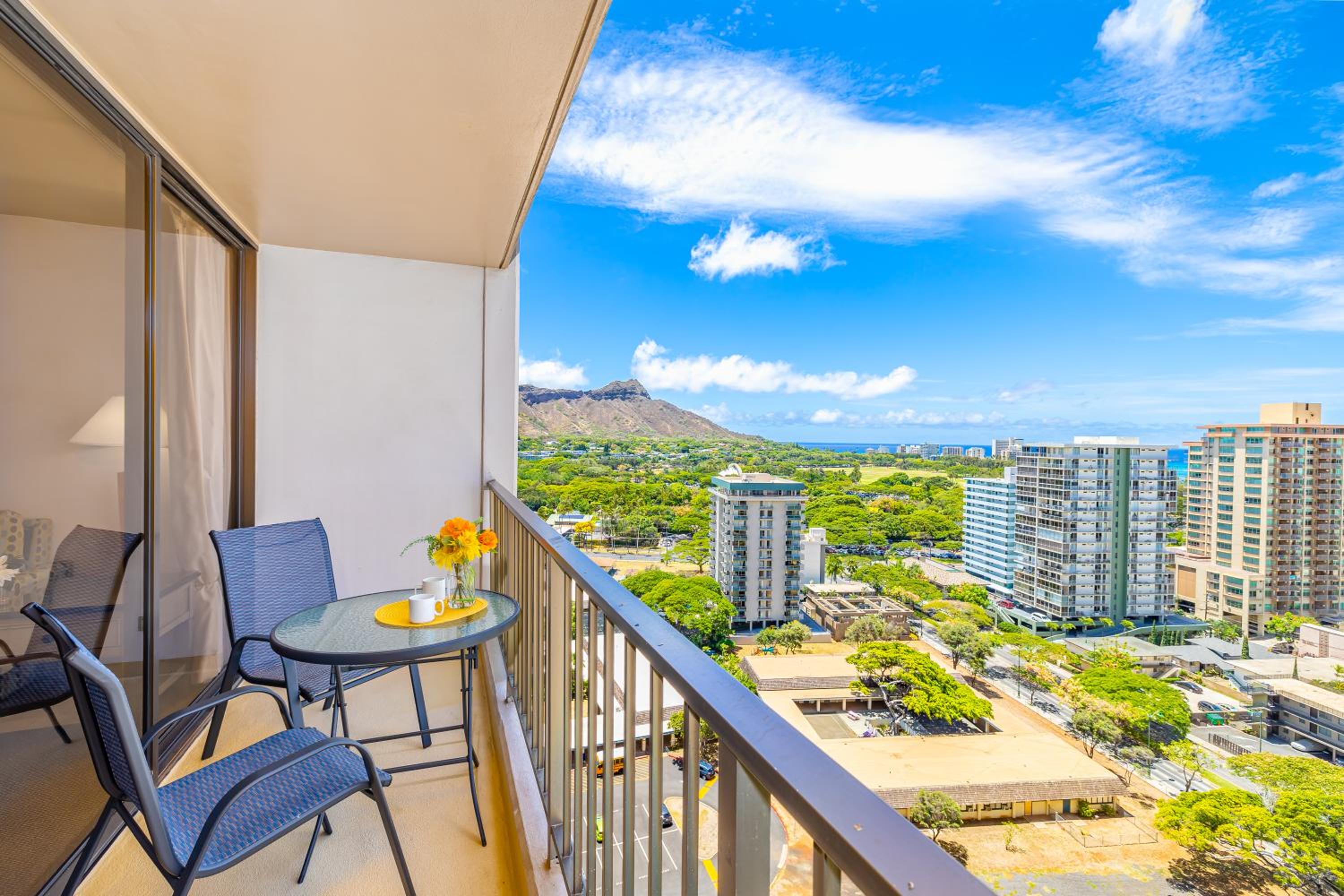 Great Ocean View at Waikiki Sunset with Parking view 4