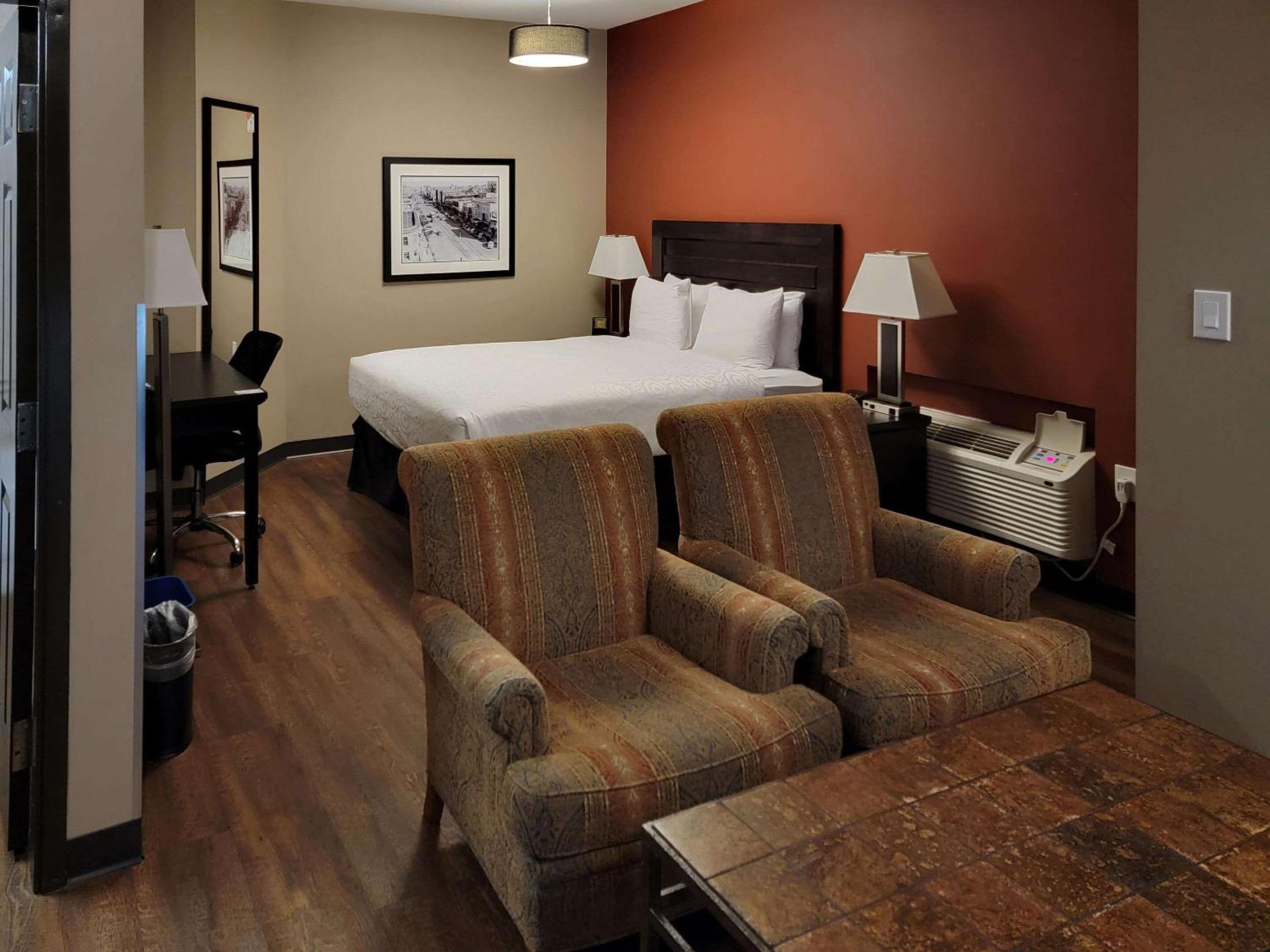 Quality Inn & Suites