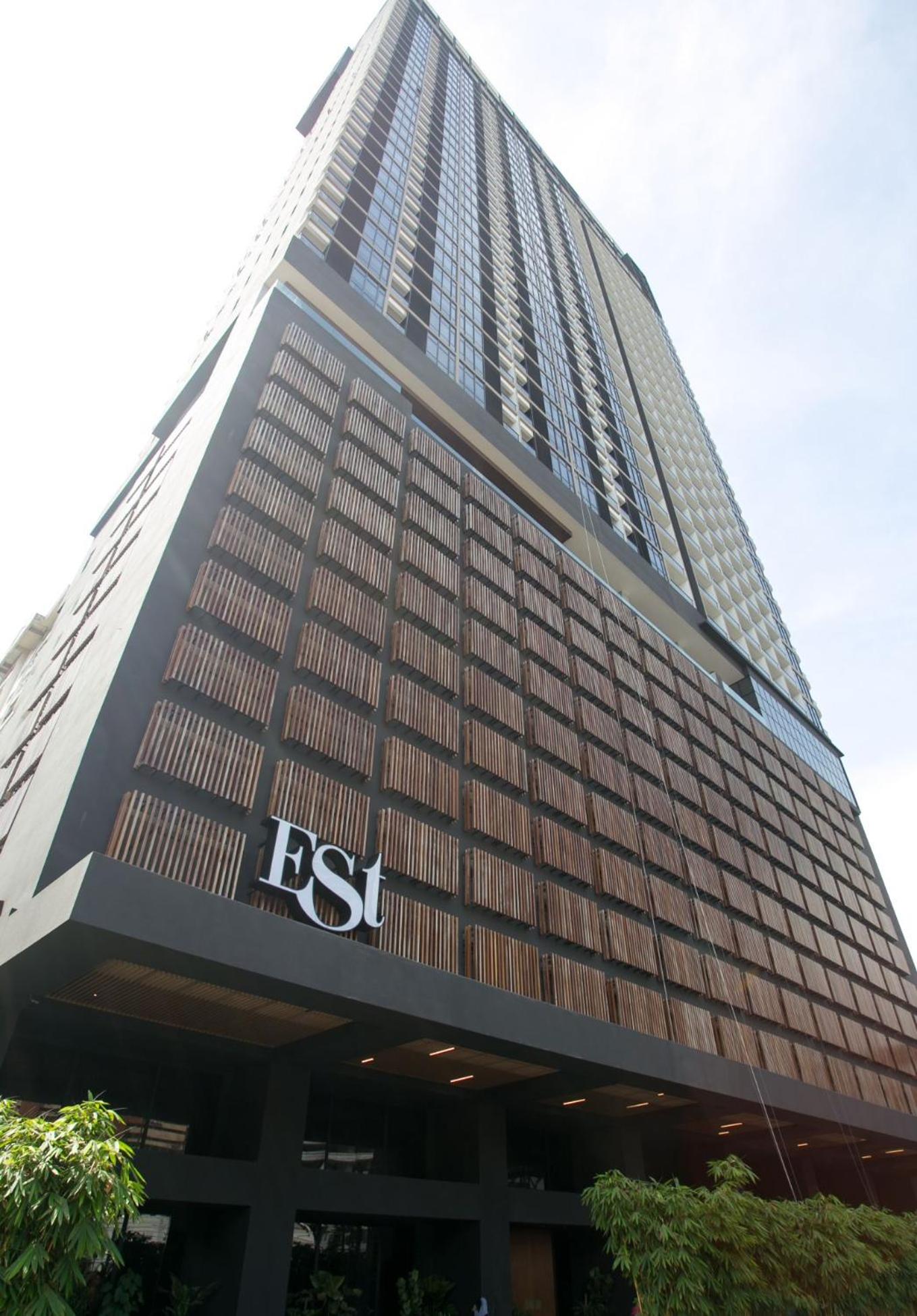 KL Sentral, EST Bangsar by SkyLimit Suites photo 6