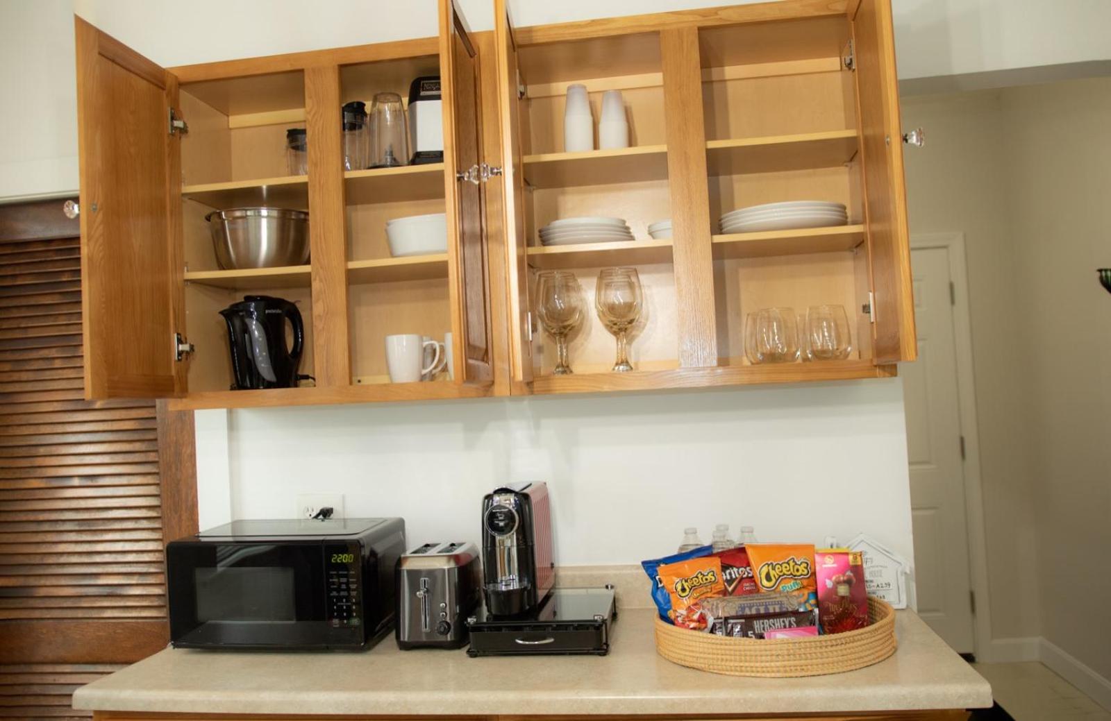 Everett Vacations - Cozy Getaway - Property Image 34