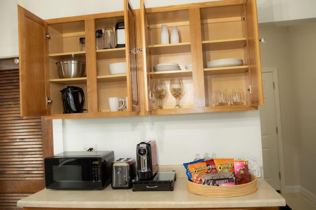 Everett Vacations - Cozy Getaway - Property Image 38