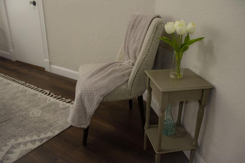 Everett Vacations - Cozy Getaway - Property Image 39