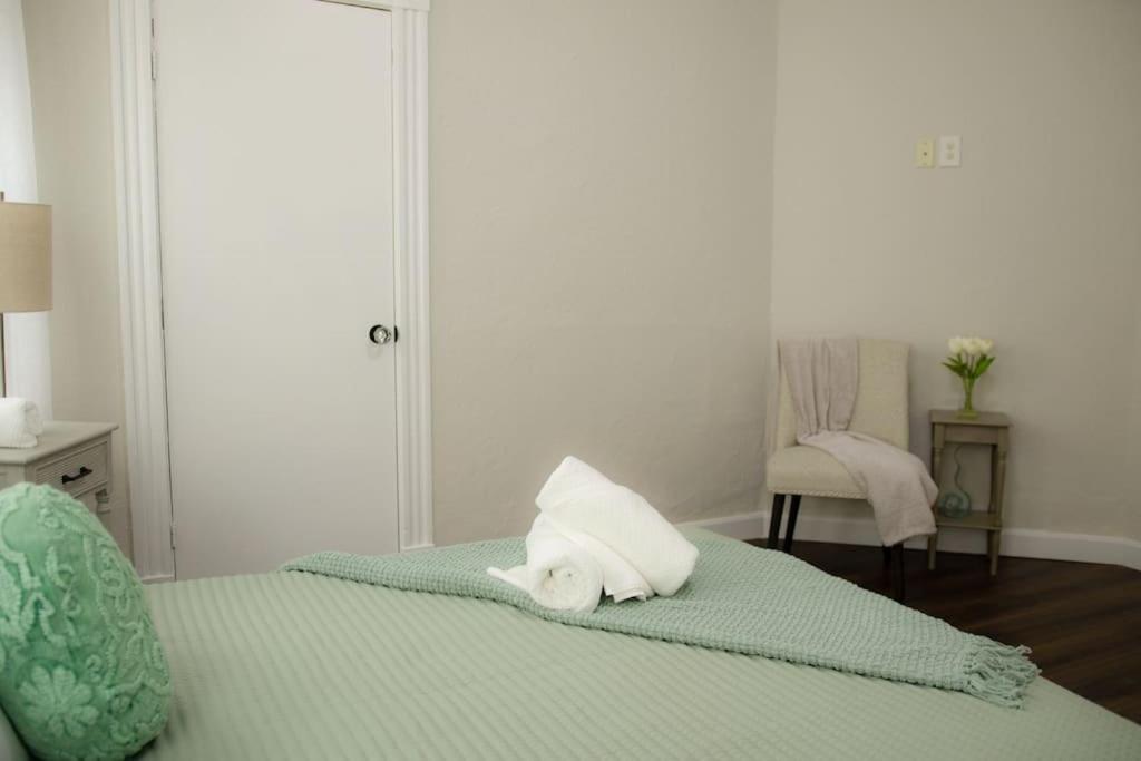 Everett Vacations - Cozy Getaway - Property Image 9