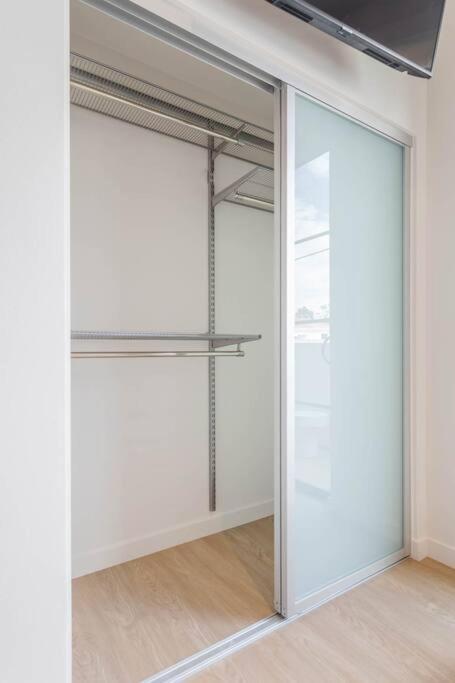 Brentwood Cozy Studio Suite By 1Furnished