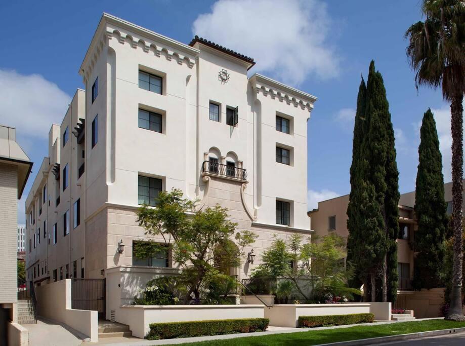 Brentwood Cozy Studio Suite By 1Furnished