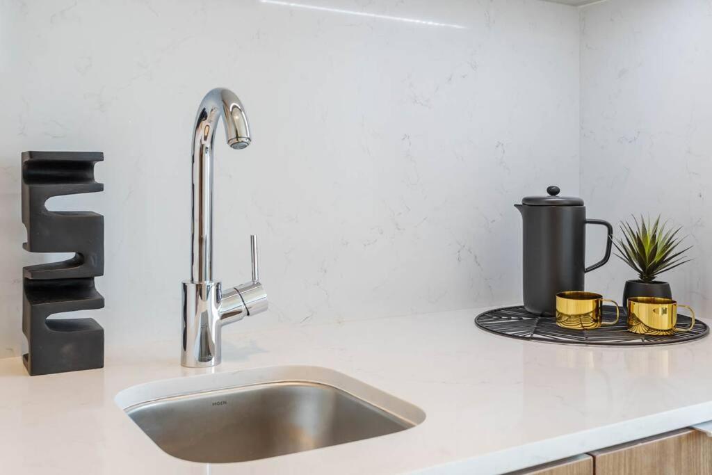 Brentwood Cozy Studio Suite By 1Furnished