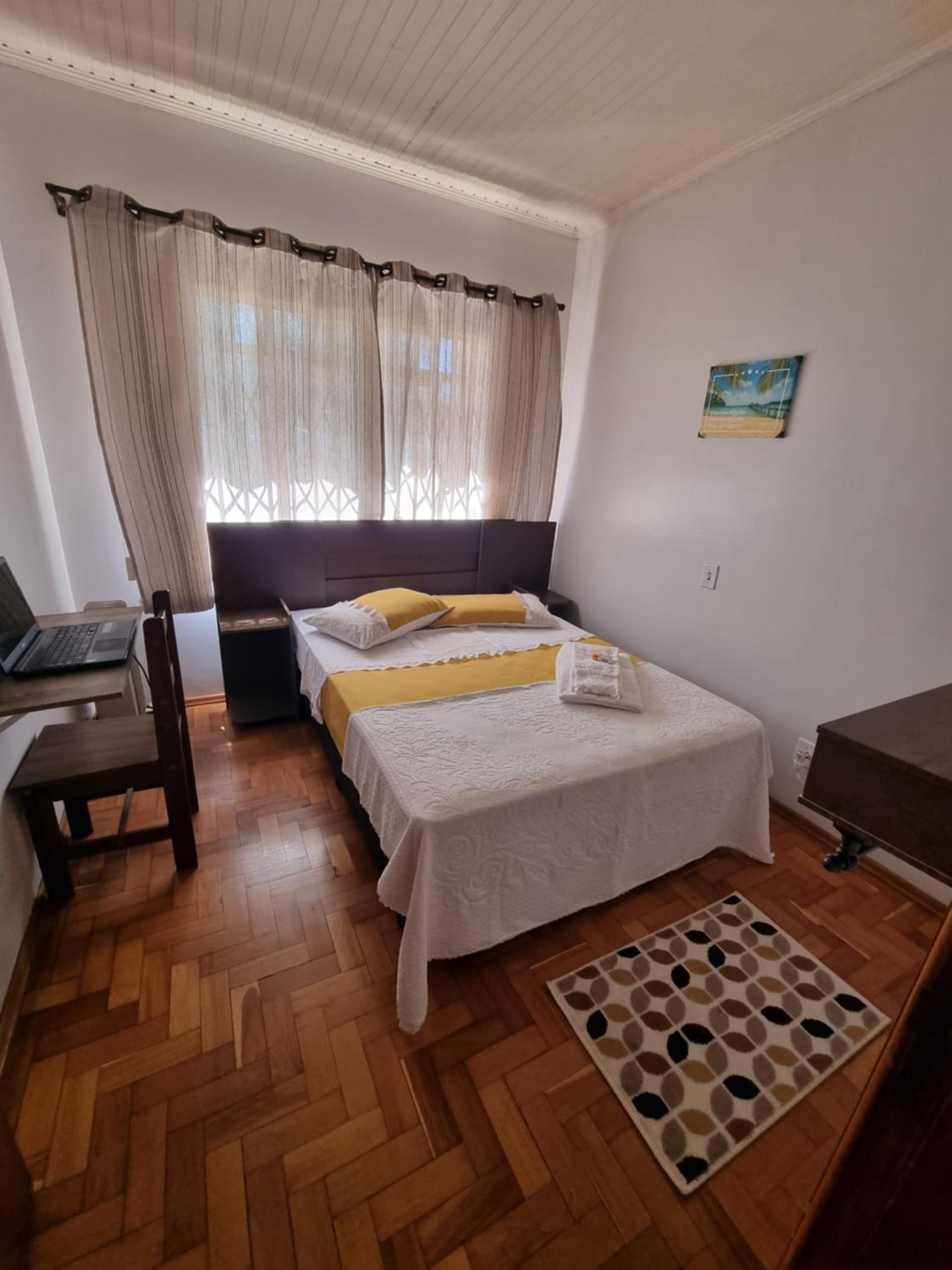 Quarto Na Casa Do Pinheiro 2