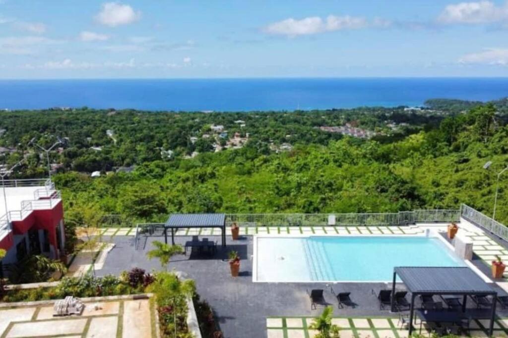 Villa La Rosa with Spectacular view of Ocho Rios view 4