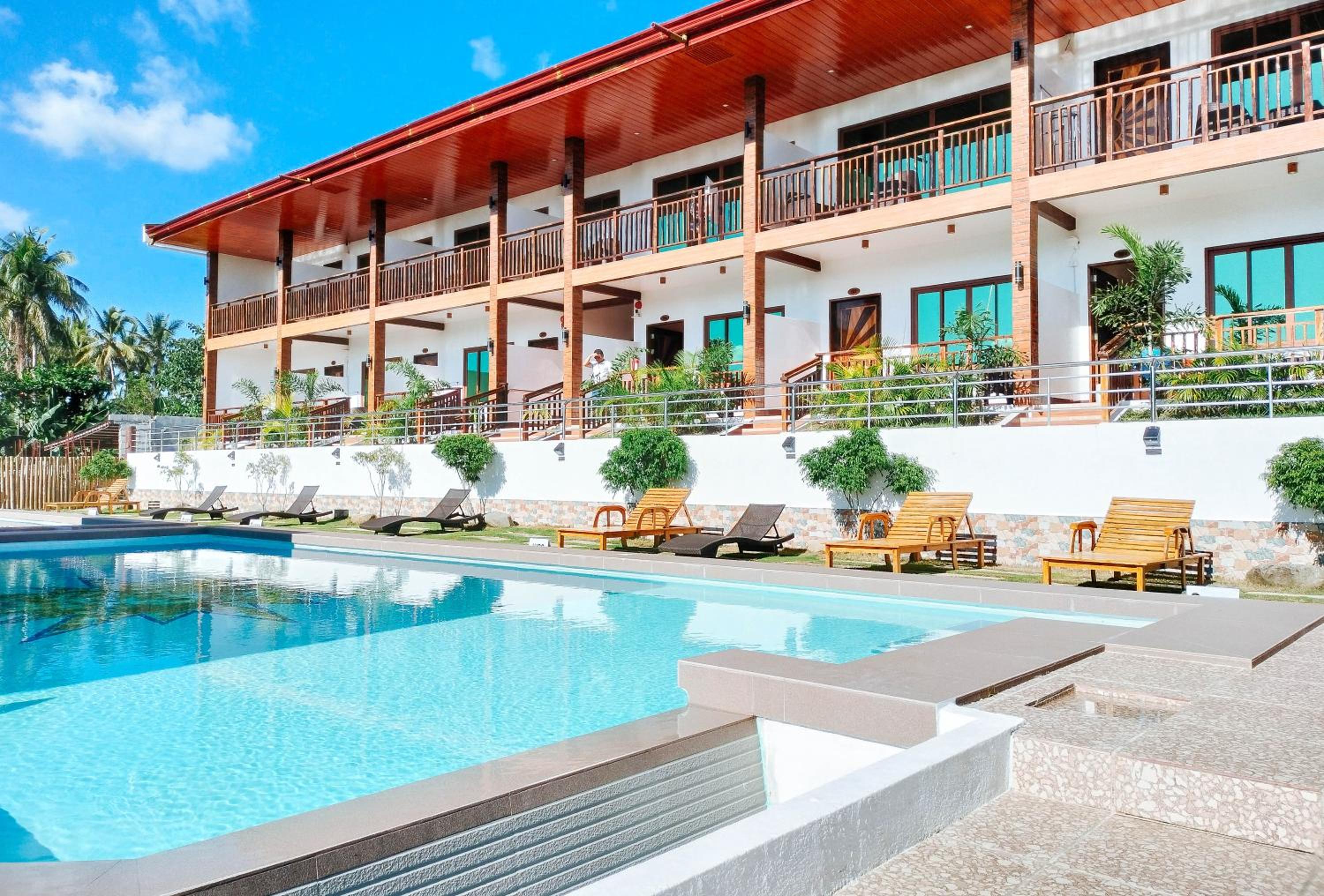 RedDoorz @ Sun Kissed Resort Guindulman