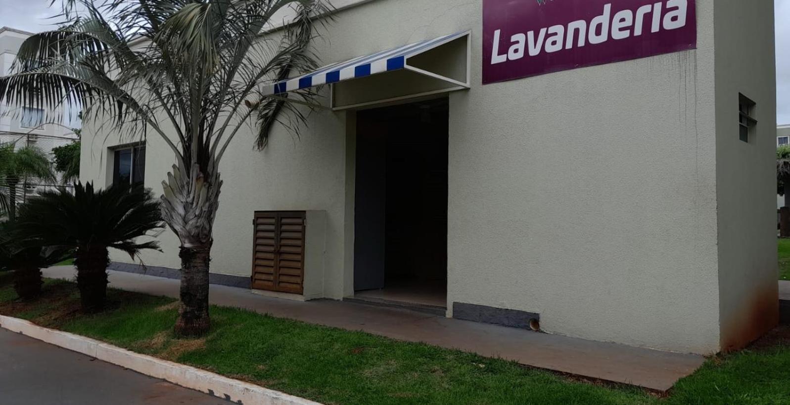 4 ESTAÇÕES - apto em condomínio - 2 quartos com ar condicionado
