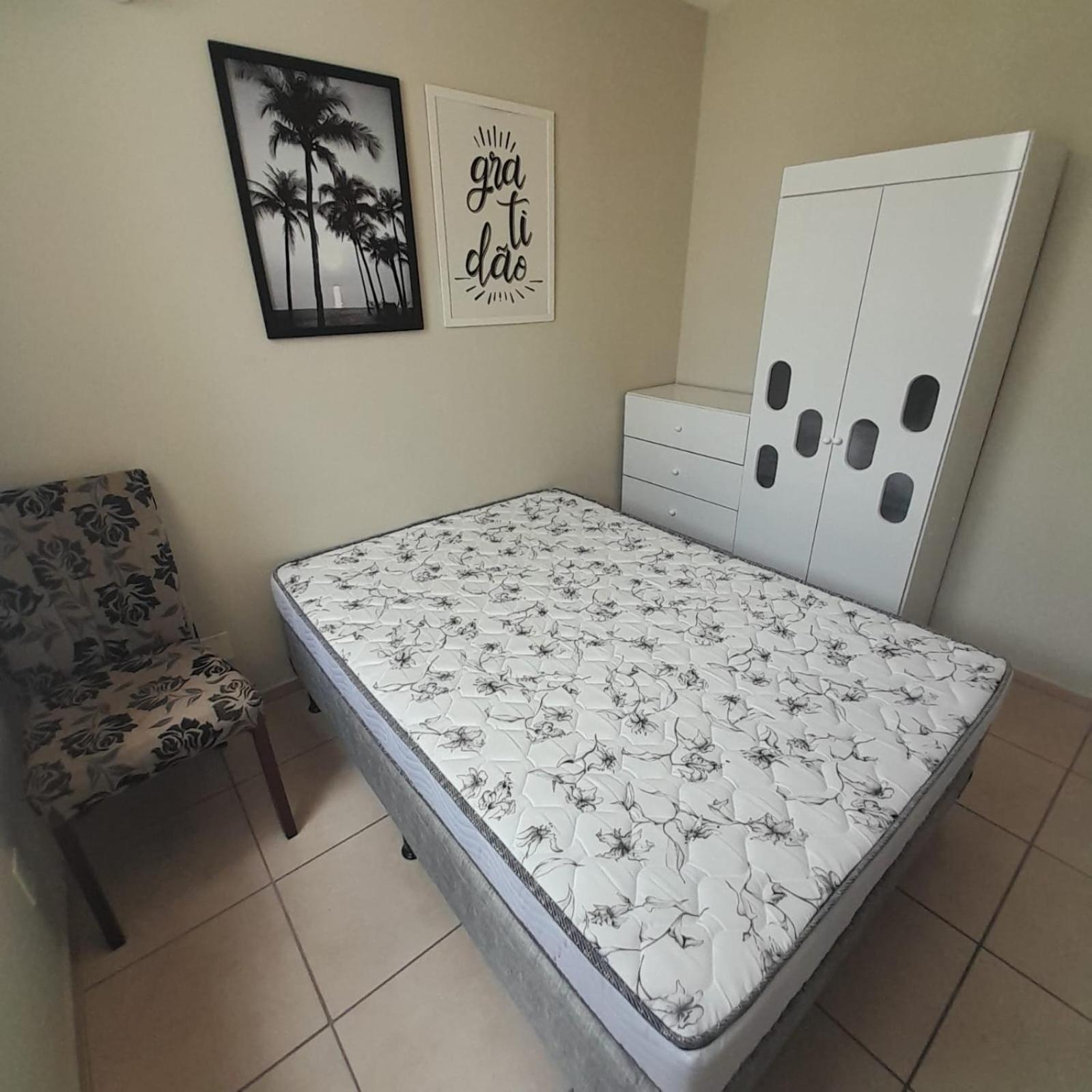 4 ESTAÇÕES - apto em condomínio - 2 quartos com ar condicionado