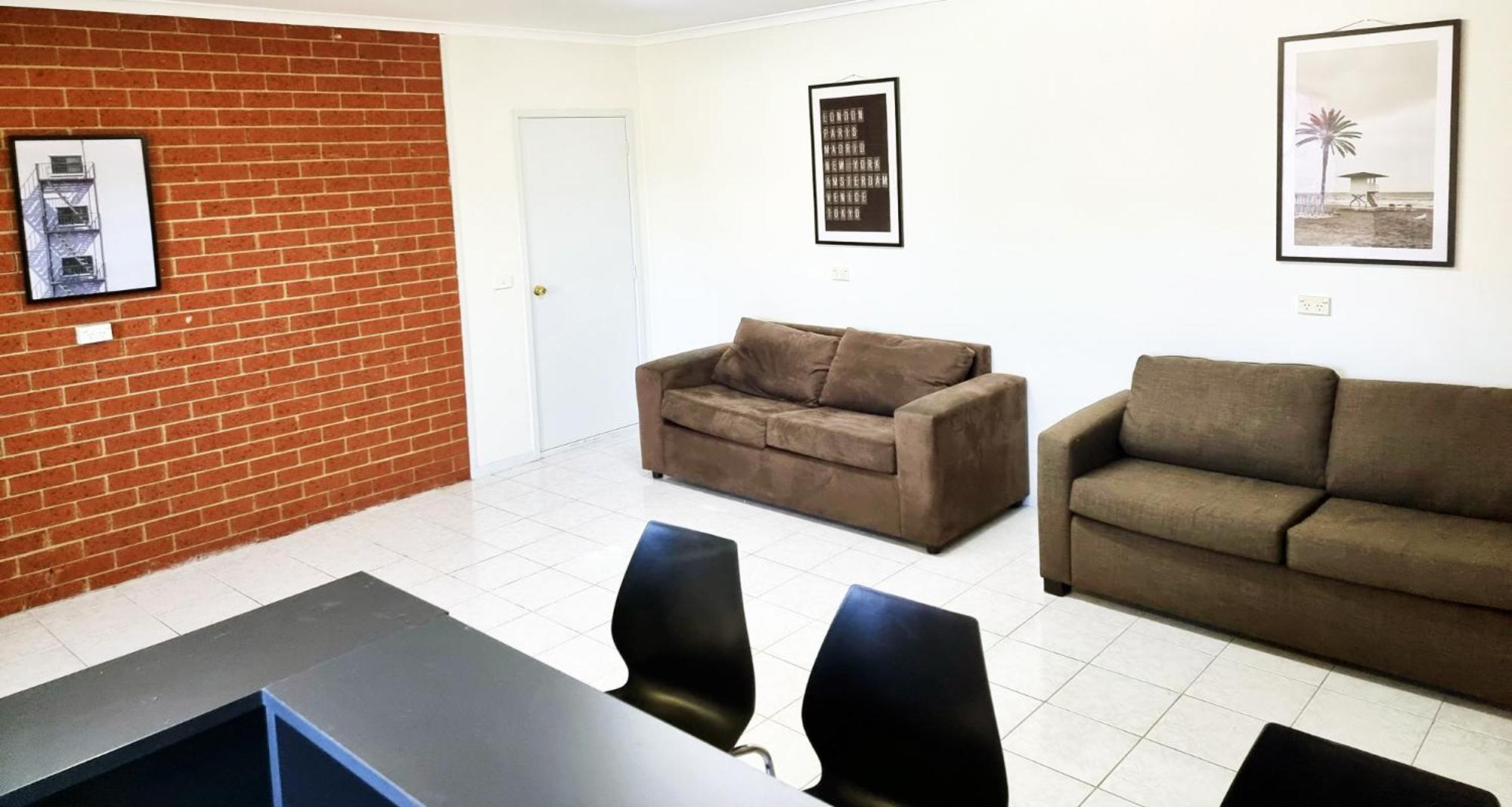 Rosie House-Spacious comfortable Home