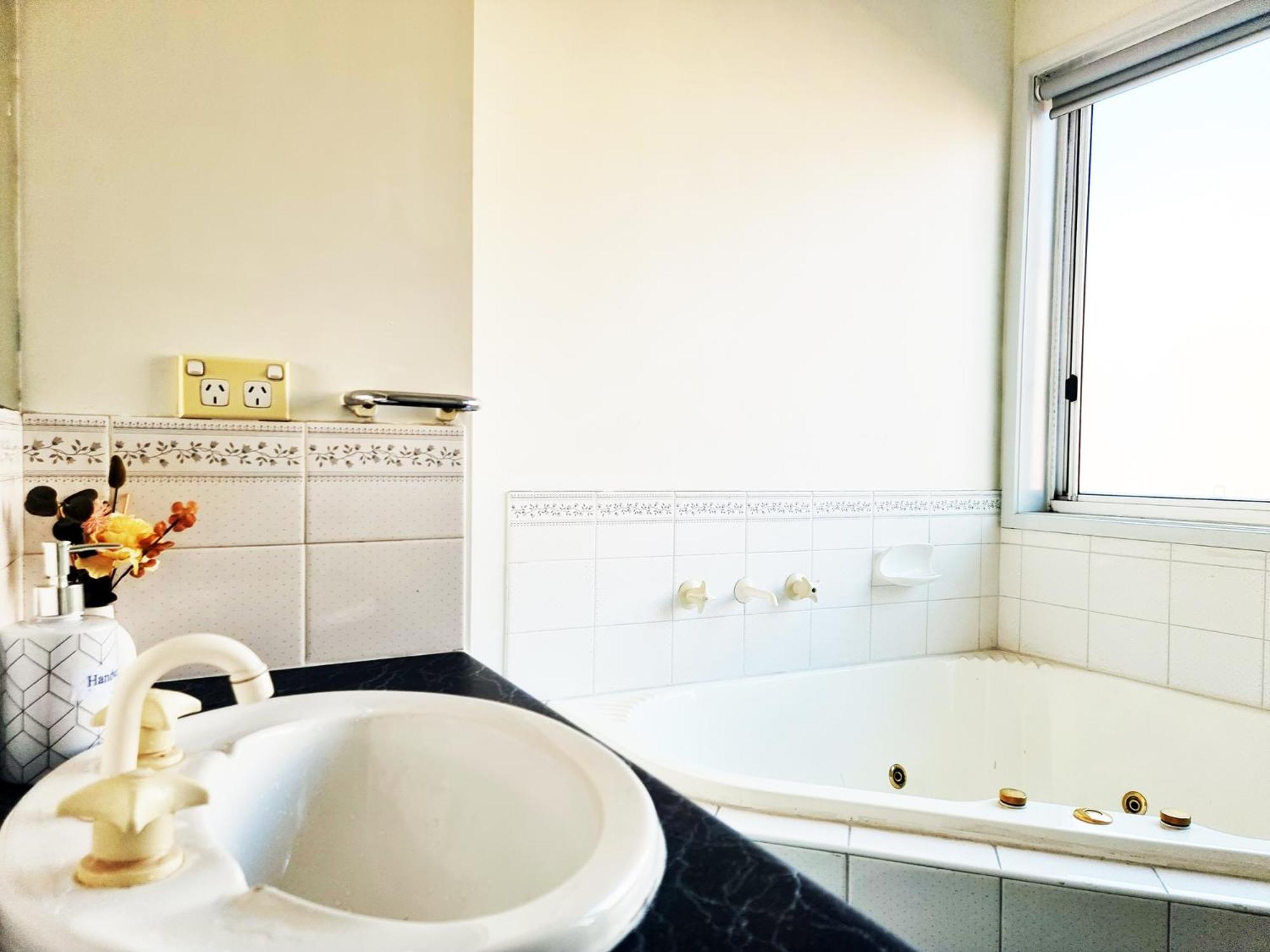 Rosie House-Spacious comfortable Home