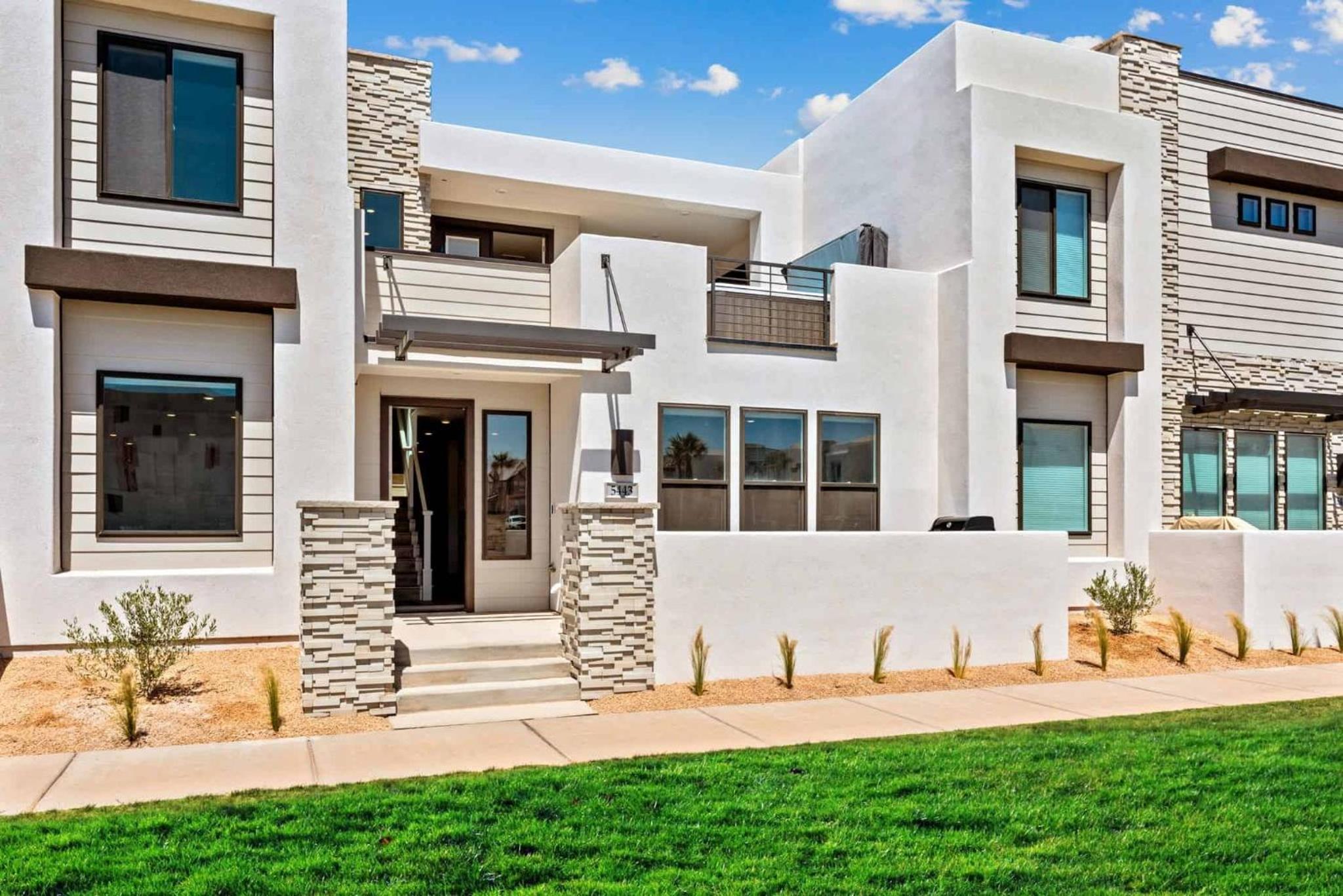 Pier 43 at Desert Color townhouse view 3