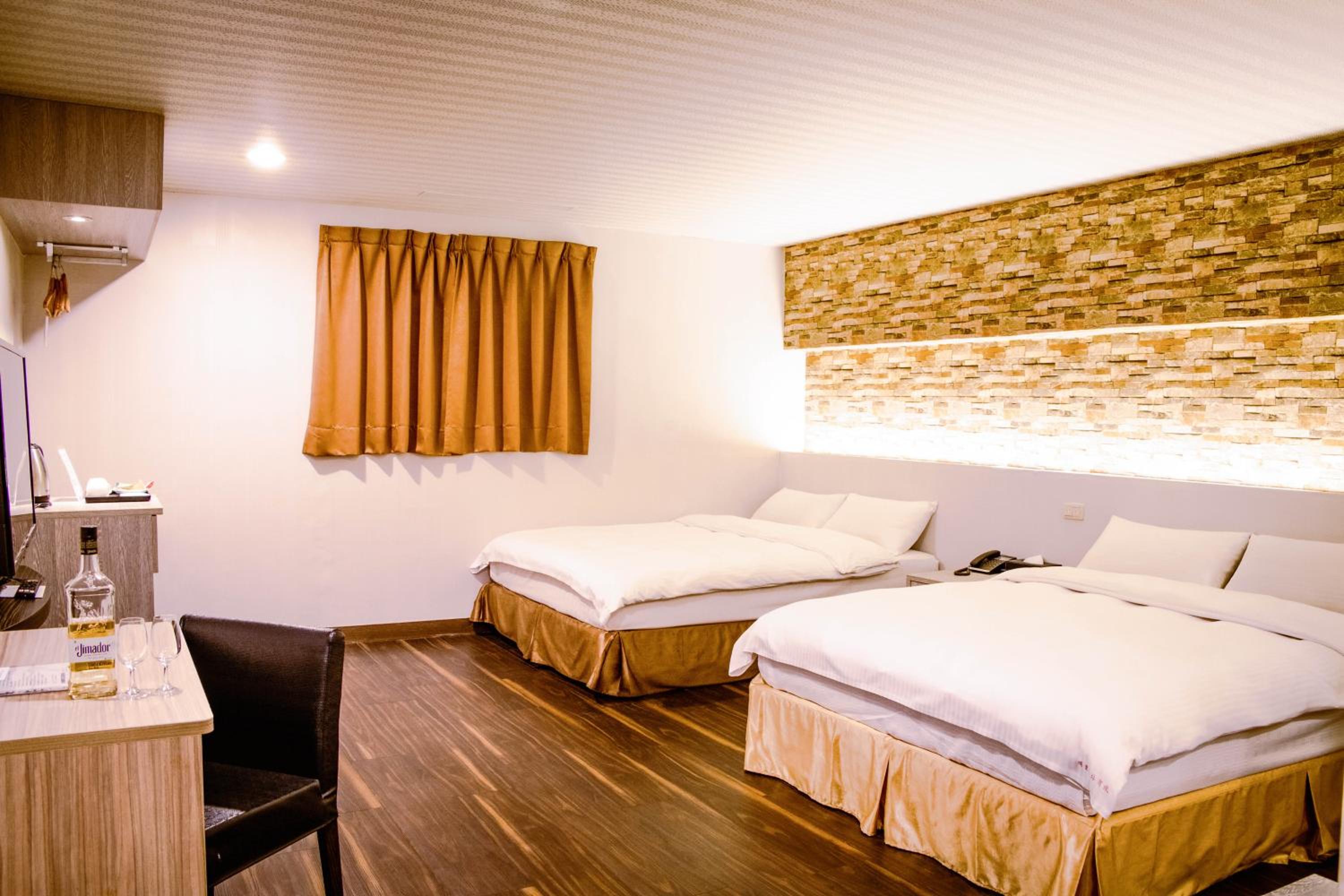 West Hotel, photo 30