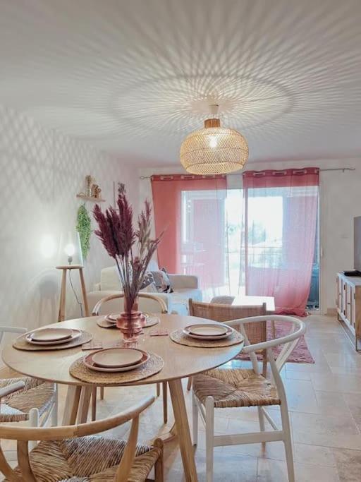 L'appartement du bonheur l Saint-Gilles les Bains view 4