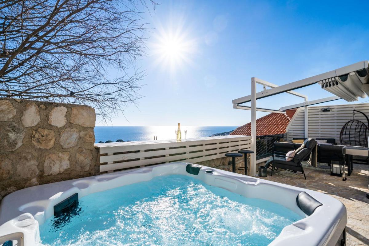 Hotel Insula Luxury Apartment - Image 1