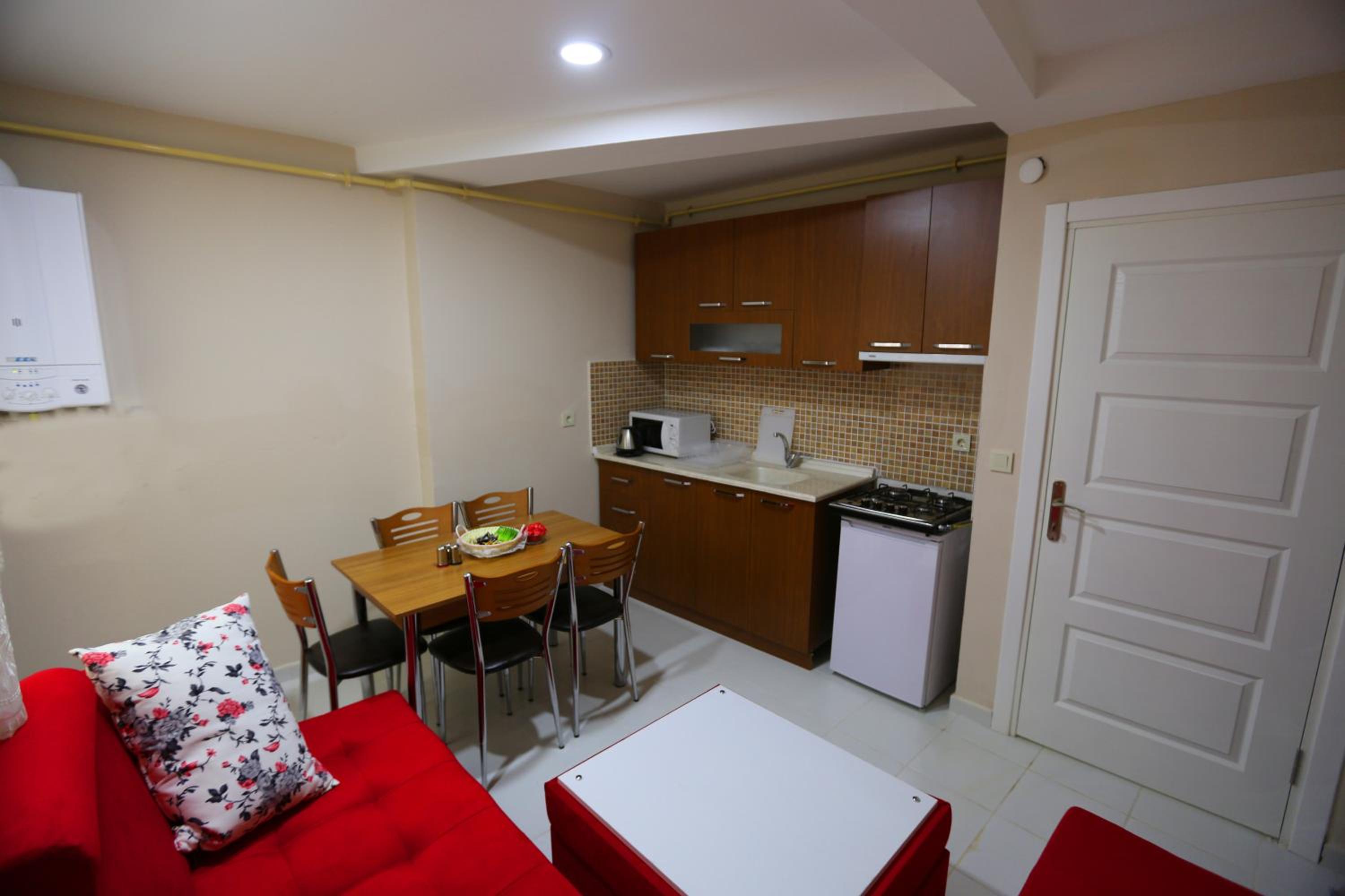 Istanbul Family Apartment - Image 13