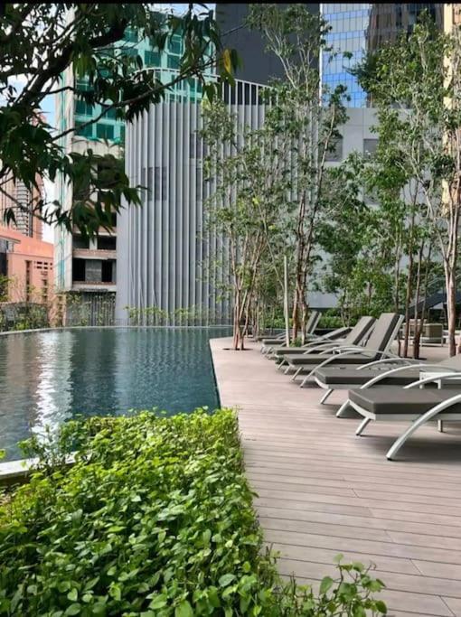Lucentia Residence By Home Horizon