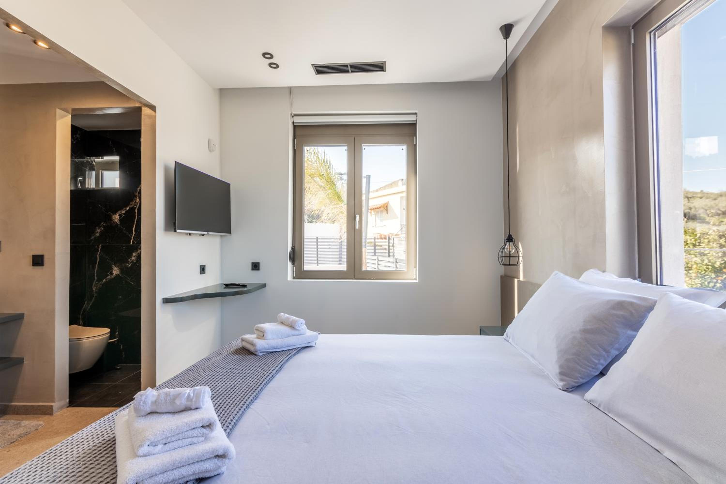 Ostrako Luxury Villa