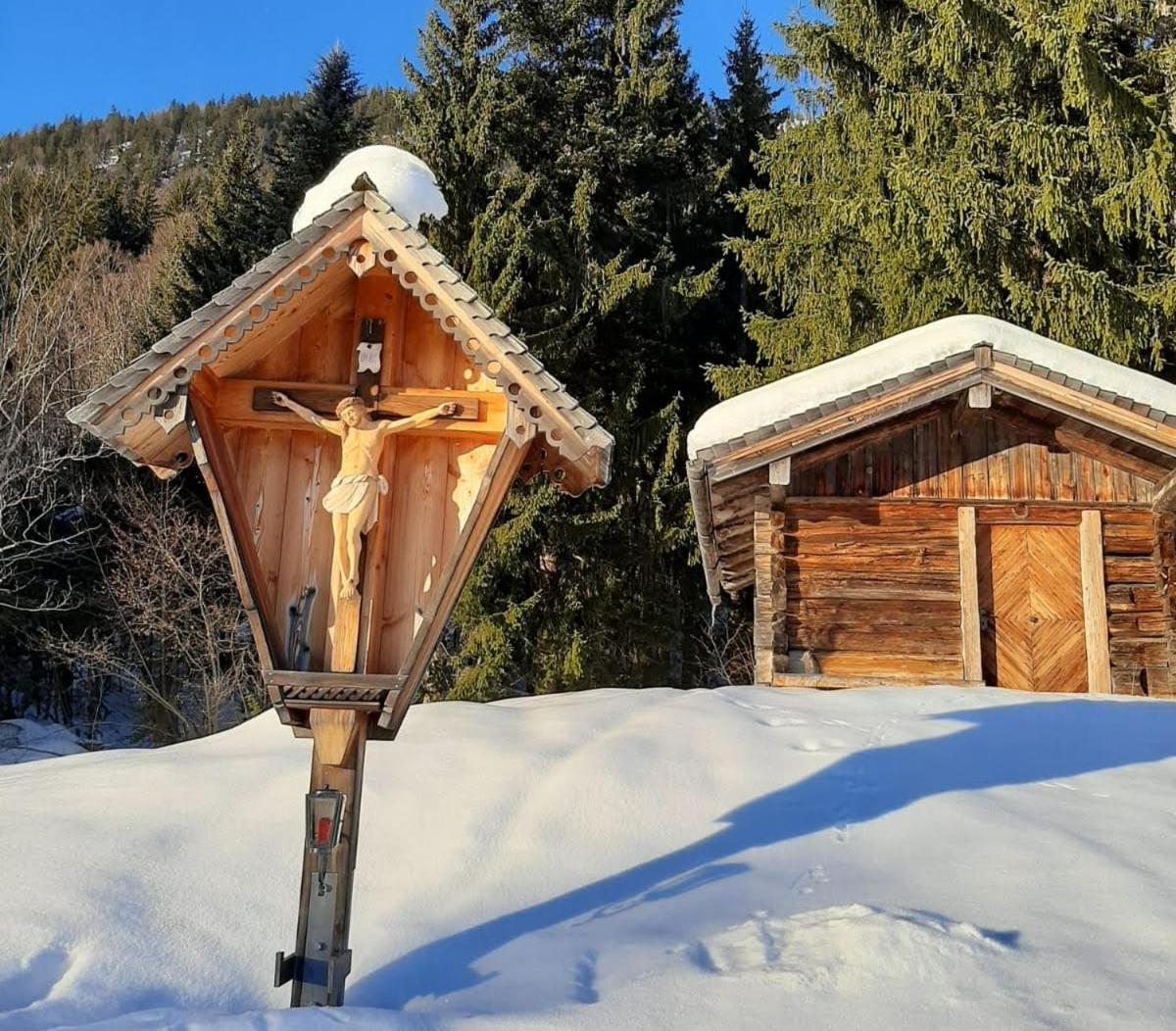 Villa Edelweiss - 3 to 6 Guests - private use of indoor pool, sauna and garden terrace