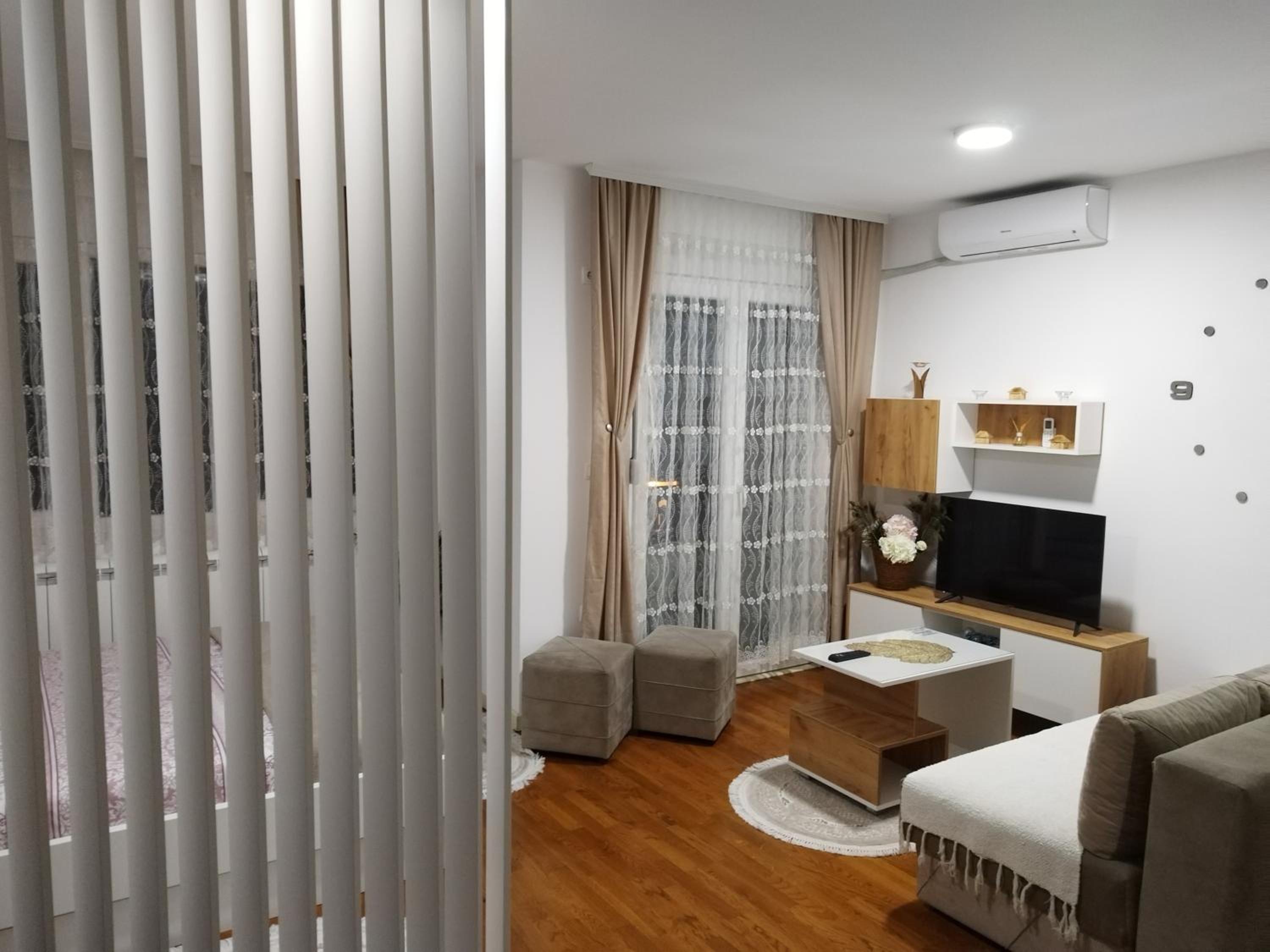 River Apartman