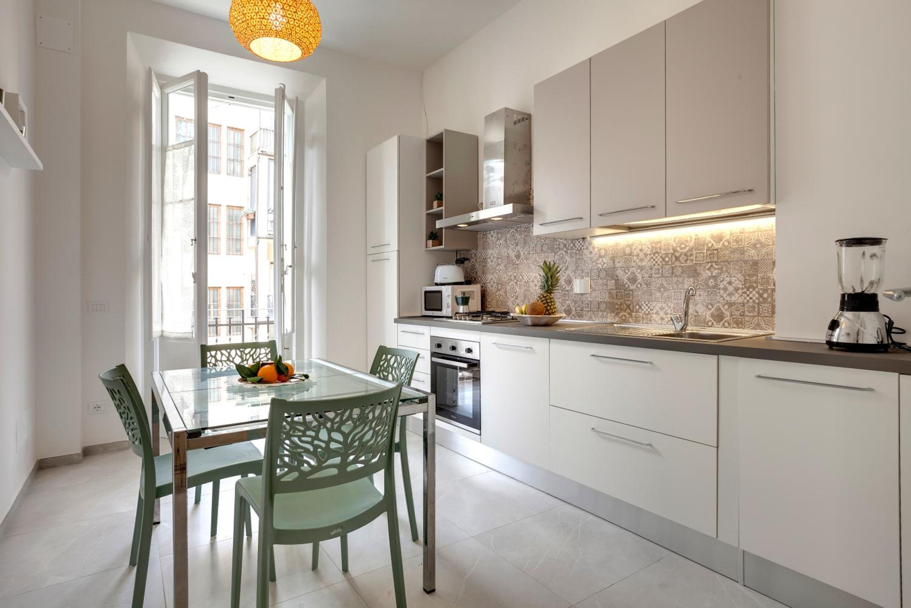 Magenta Apartment by Mamo Florence