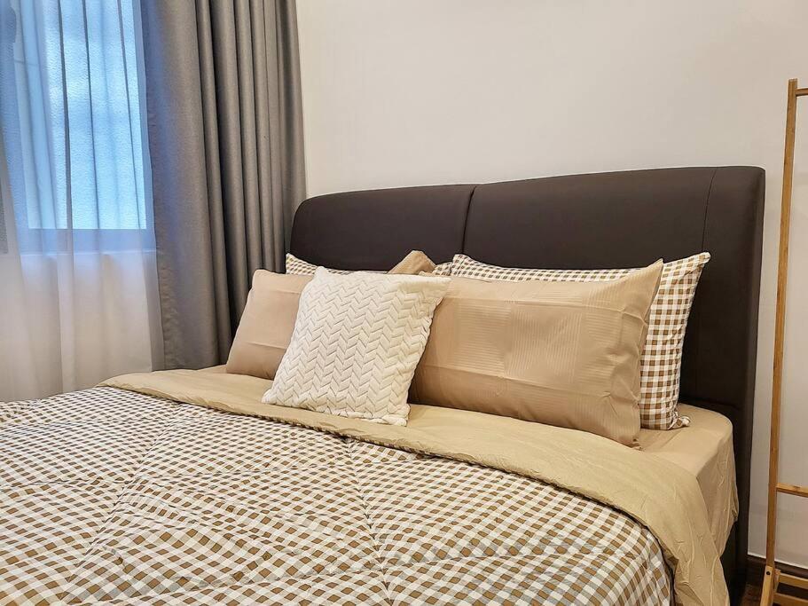 Panoramic Skyline View - 3 Bedrooms 6 Pax - Free Parking