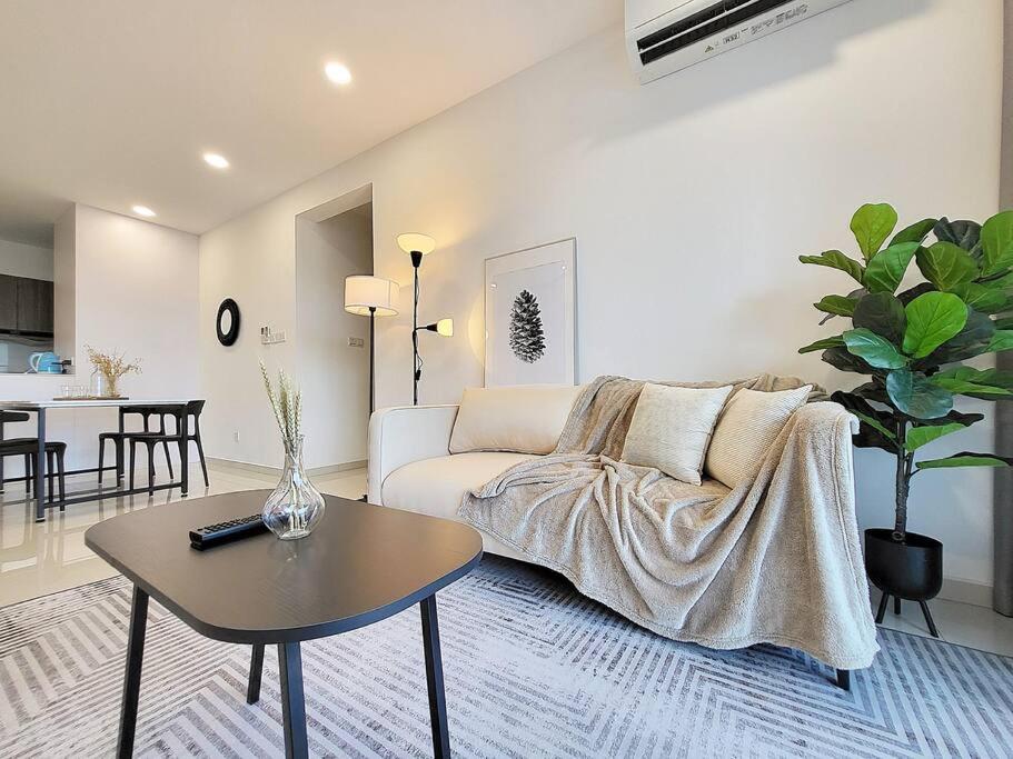 Panoramic Skyline View - 3 Bedrooms 6 Pax - Free Parking