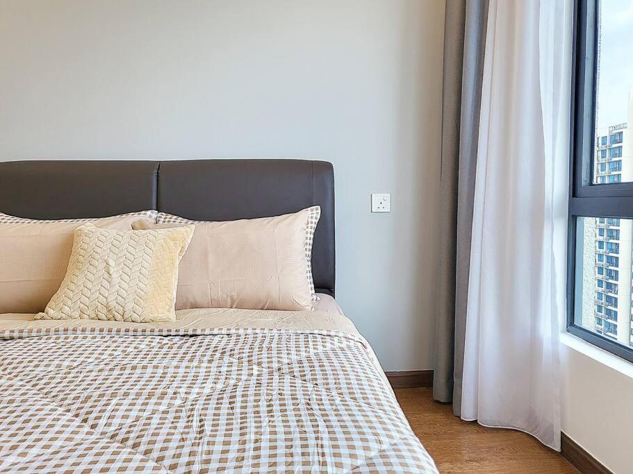 Panoramic Skyline View - 3 Bedrooms 6 Pax - Free Parking