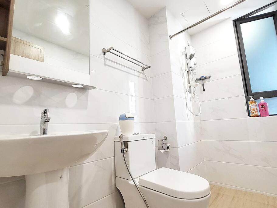 Panoramic Skyline View - 3 Bedrooms 6 Pax - Free Parking