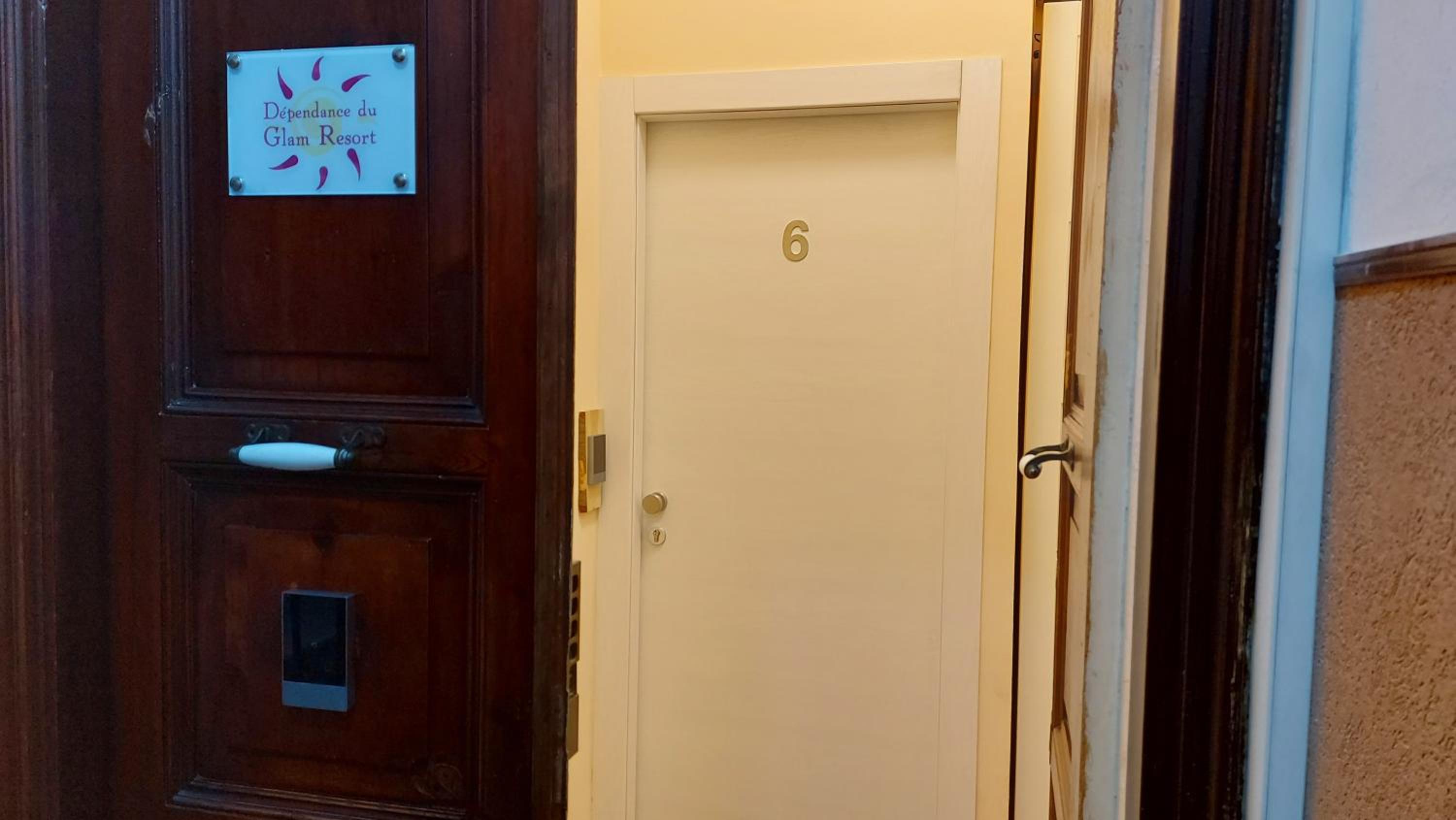 Photo 16