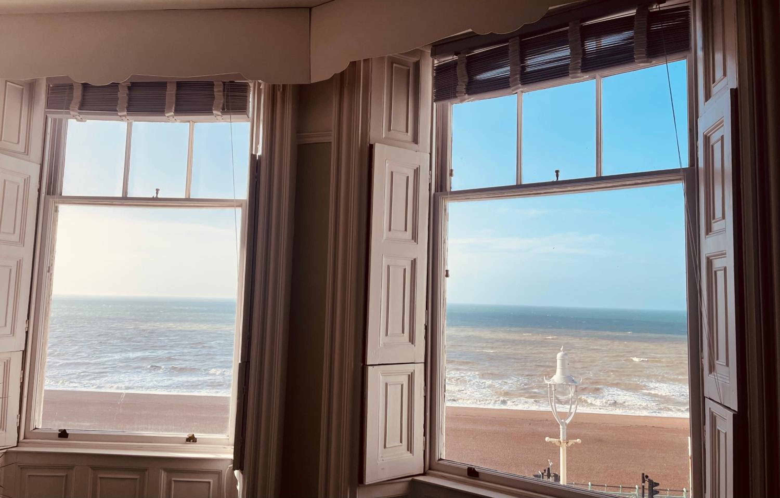 Stunning seafront apartment