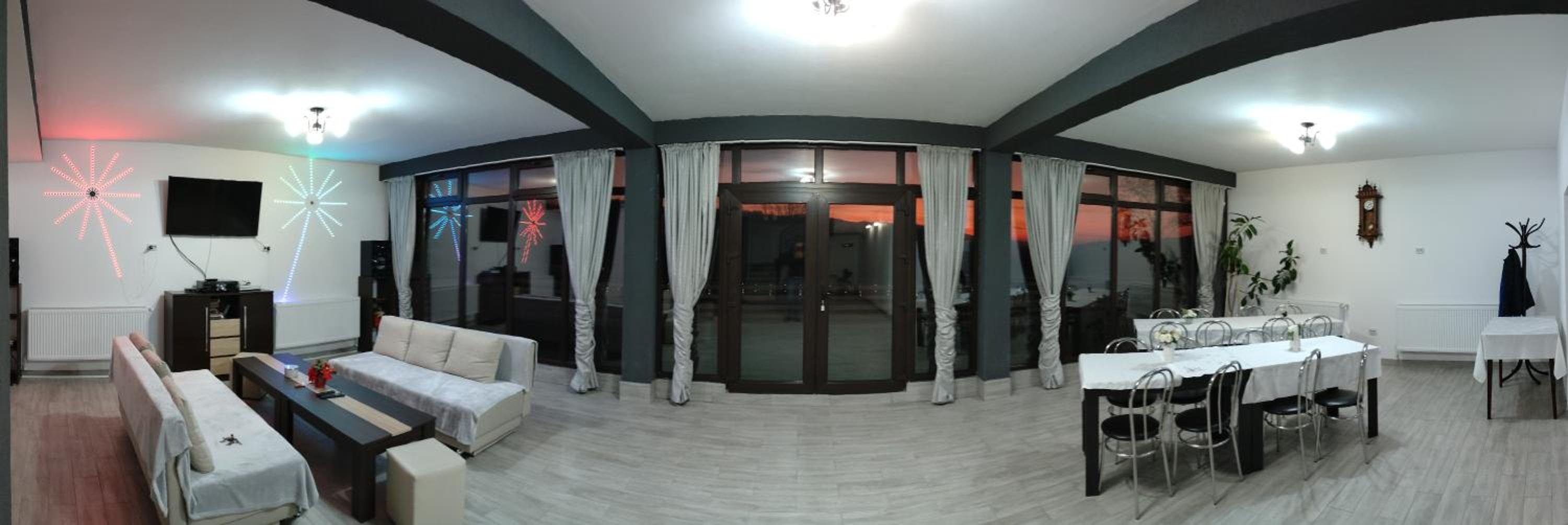 Agropensiunea turistică Pasul Merișor view 2
