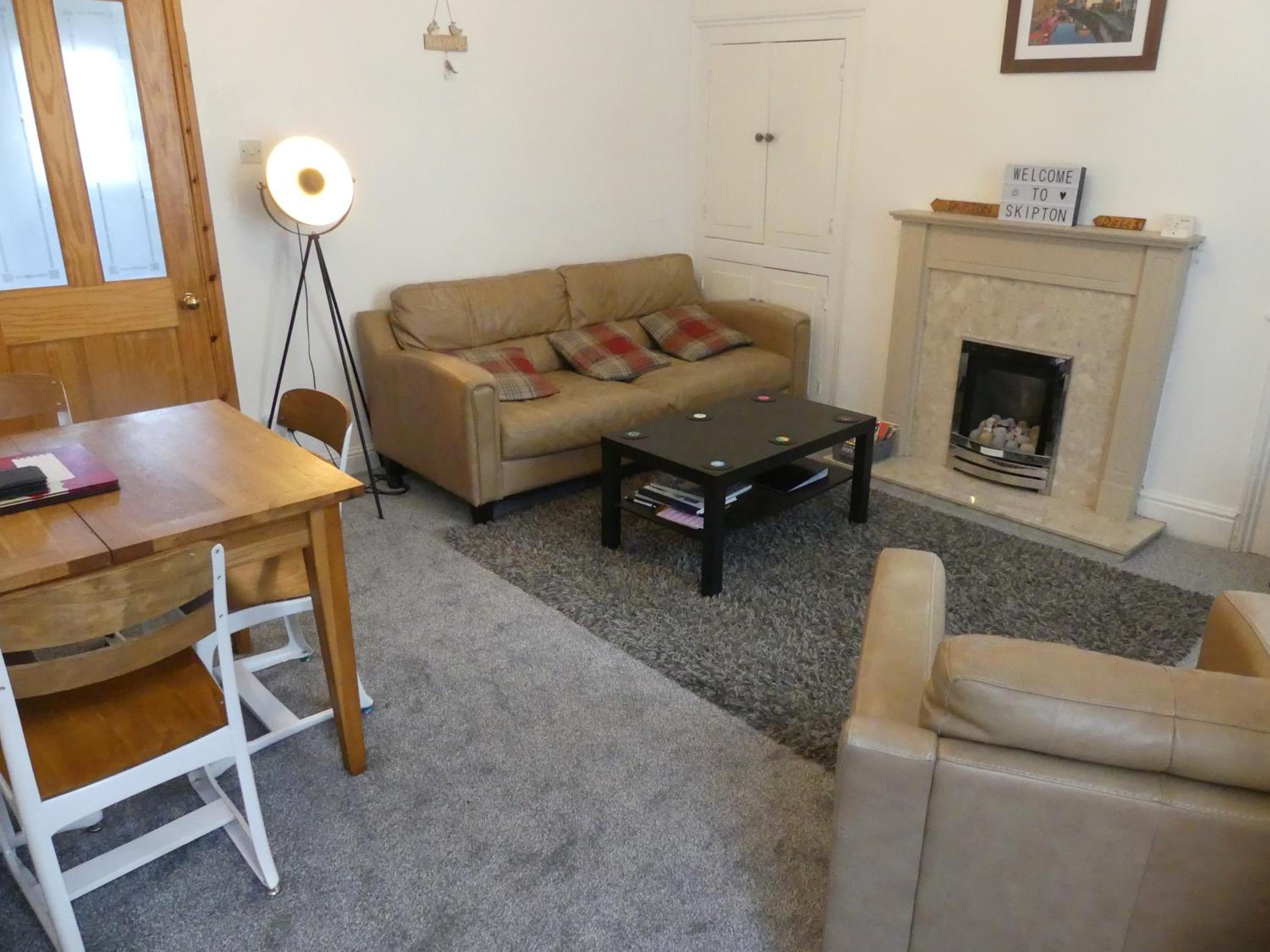 Rowland House - Central Skipton, Dales Gateway view 3