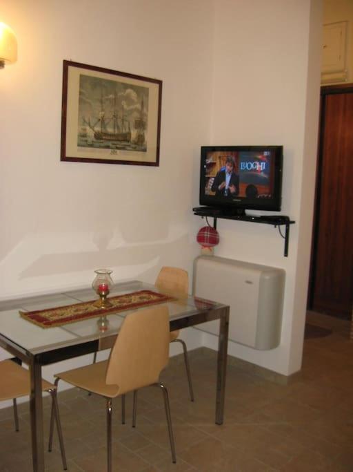 VIVILO COLLECTION - Opera Teather Apartment - very central