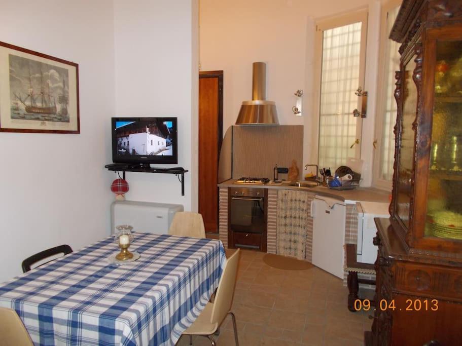 VIVILO COLLECTION - Opera Teather Apartment - very central