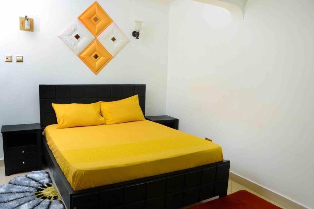 Mello Cozy Stand Alone Home . view 3